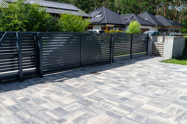 Best Interlocking Driveway Pavers  in Fergus Falls, MN